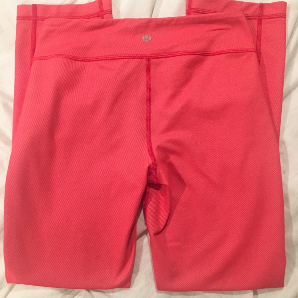 Lululemon cropped tights